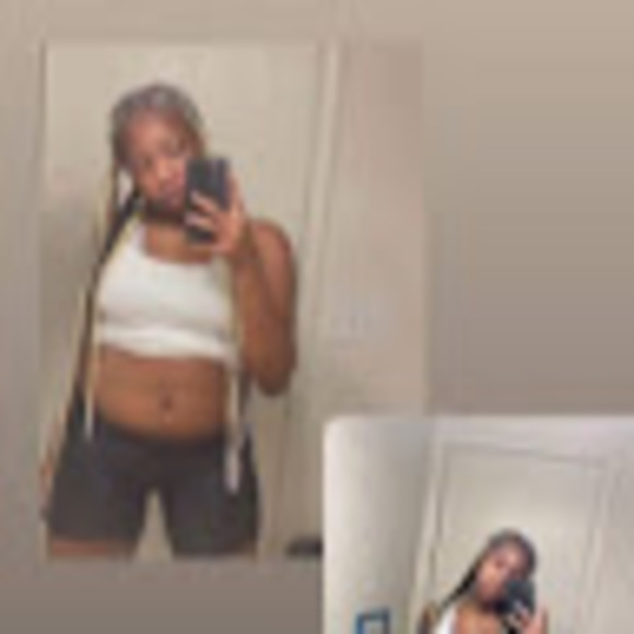 Meet your Posher, Ceiah - Picture 1 of 1